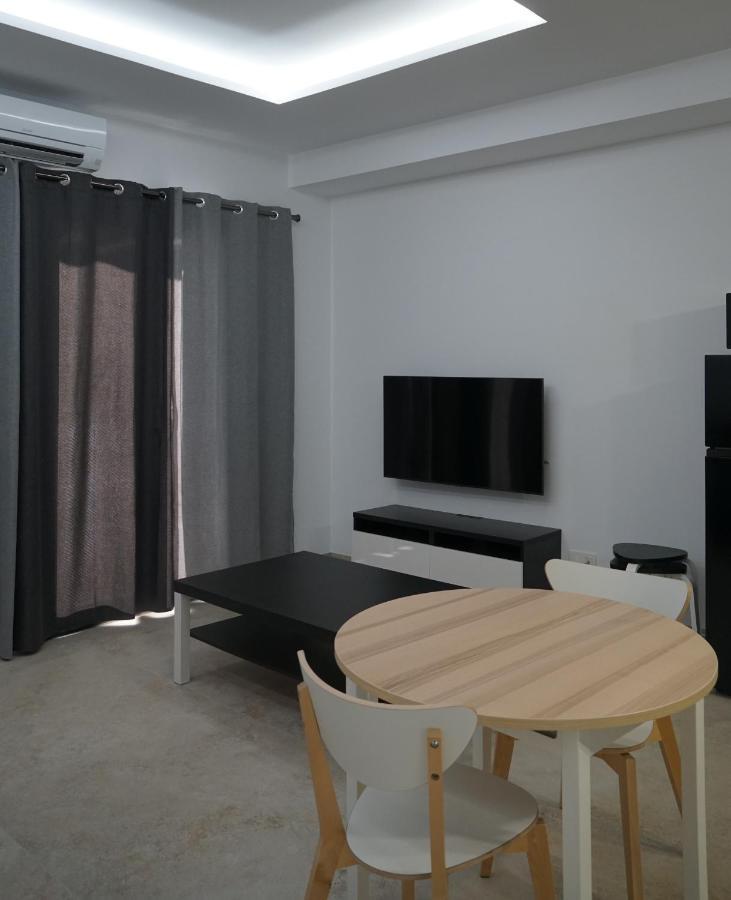 Apartamento Turistico Hermanos Infantes Estepona Eksteriør bilde